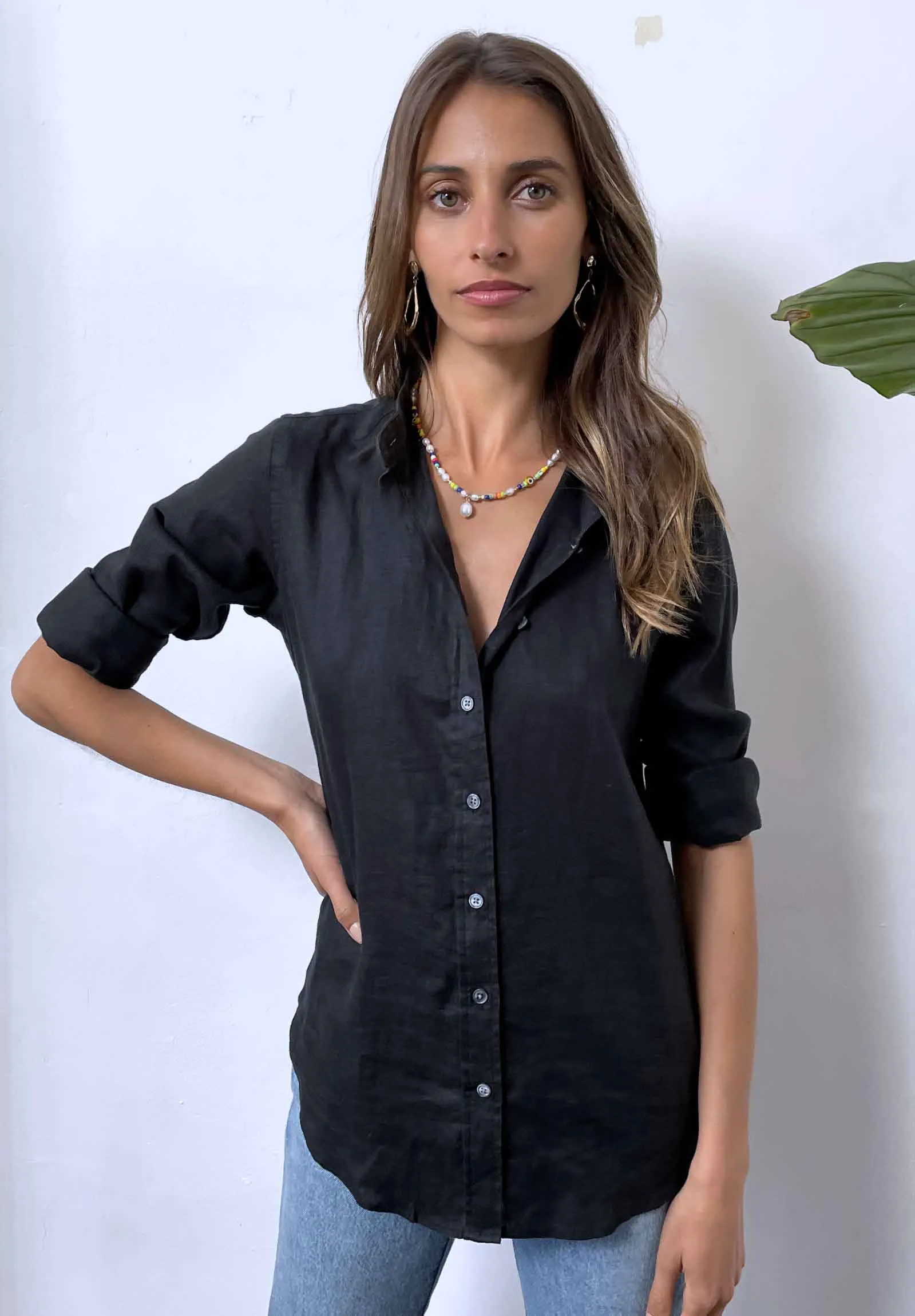 Iris Black Classic Fit Linen Shirt