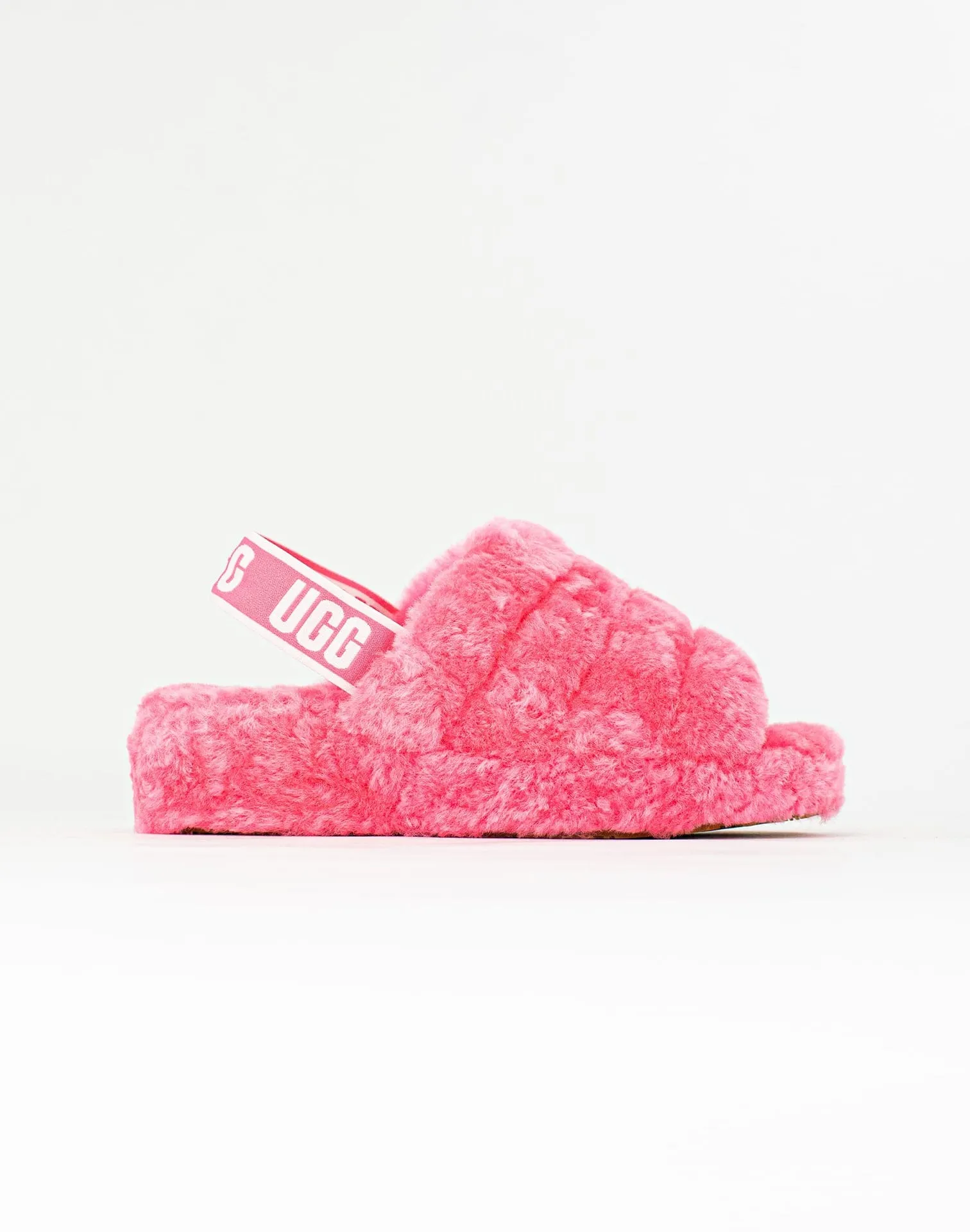 UGG FLUFF YEAH LOGO SLIDES