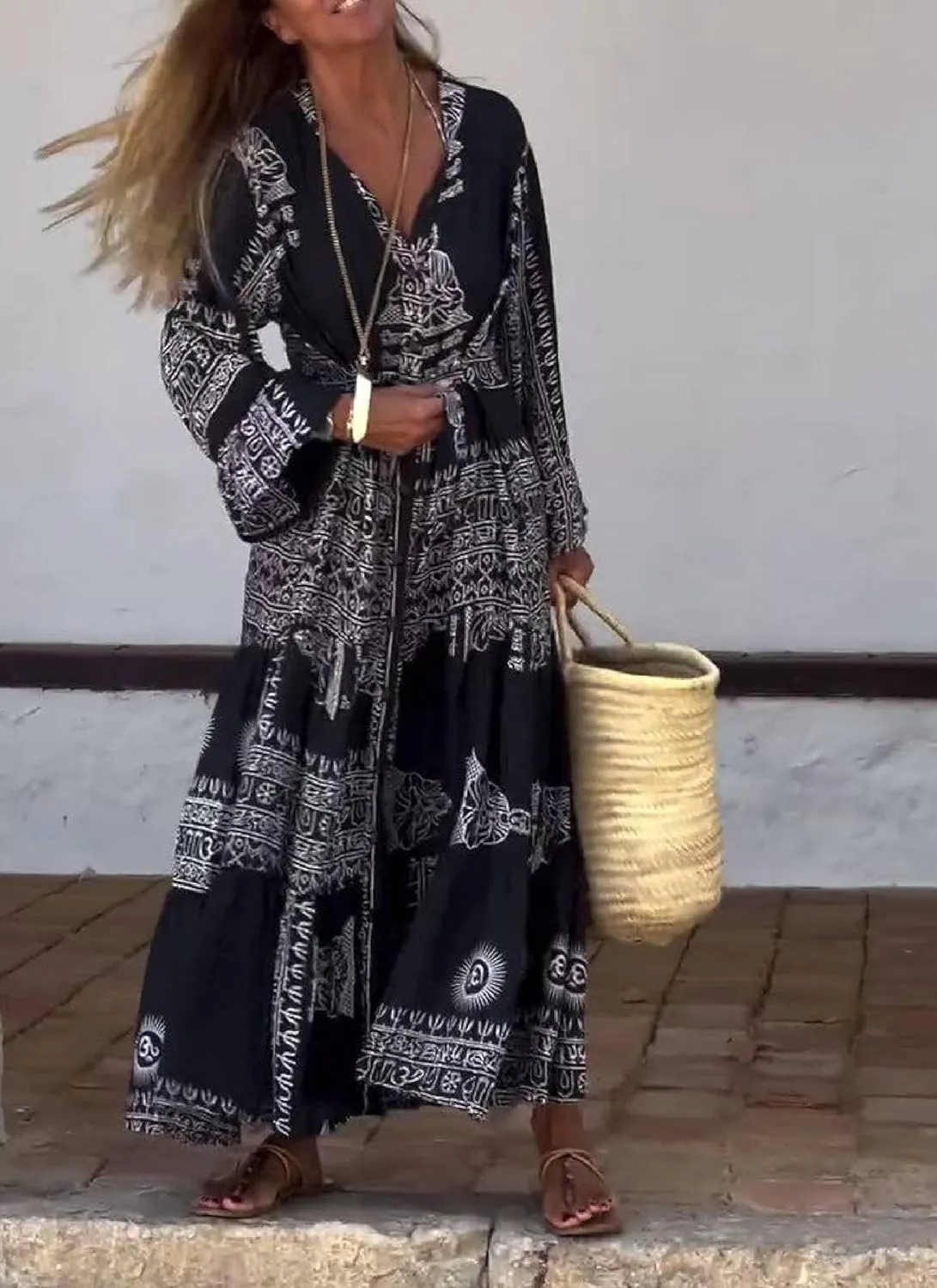 Womens 2025 Summer Maxi Dress V Neck Long Bell Sleeve Chic Floral Print Shift Casual Beach Vacation Dresses
