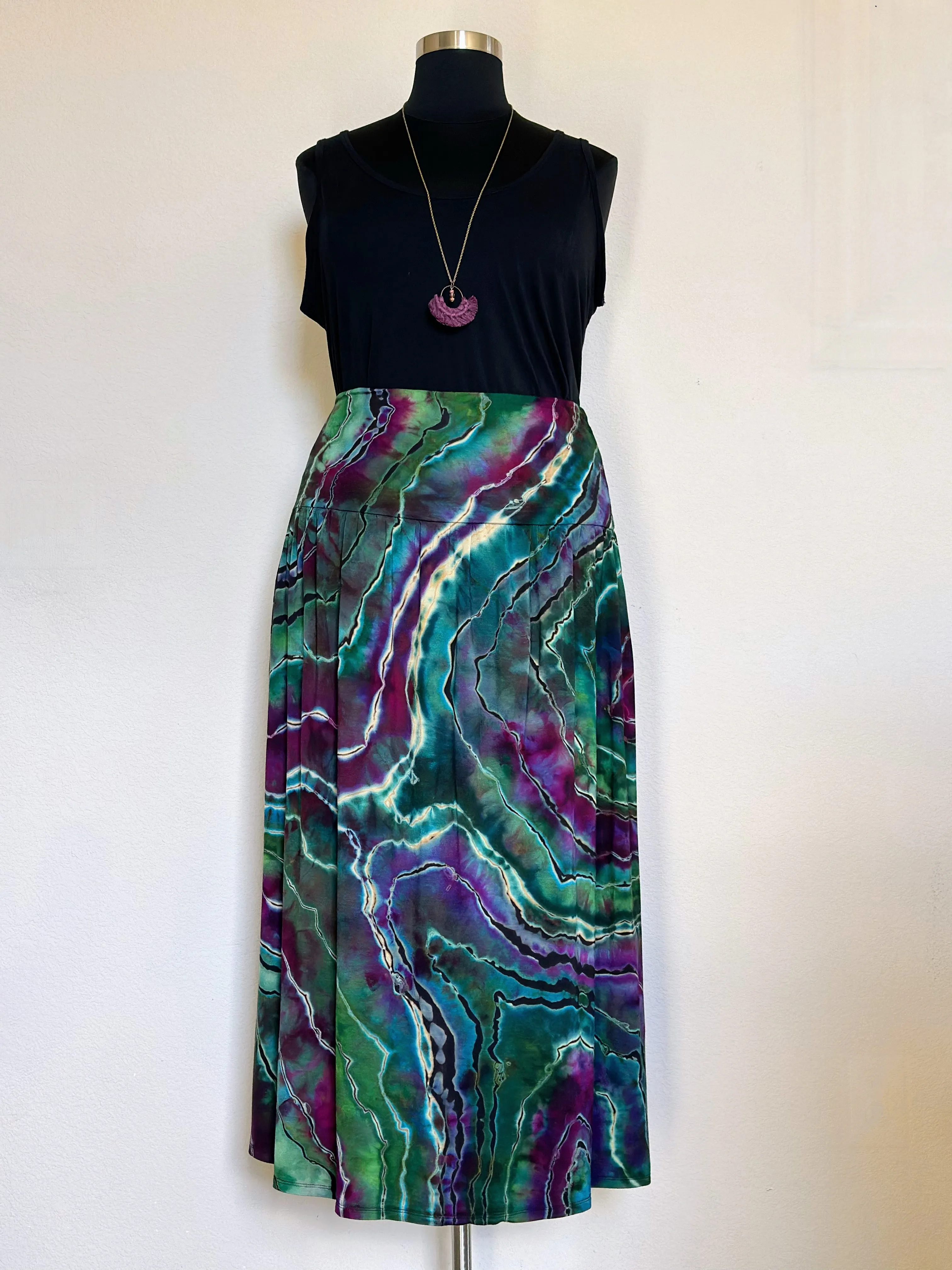 Women’s XL Reverse Geode Maxi Skirt with Pockets in ‘Emerald Berry’